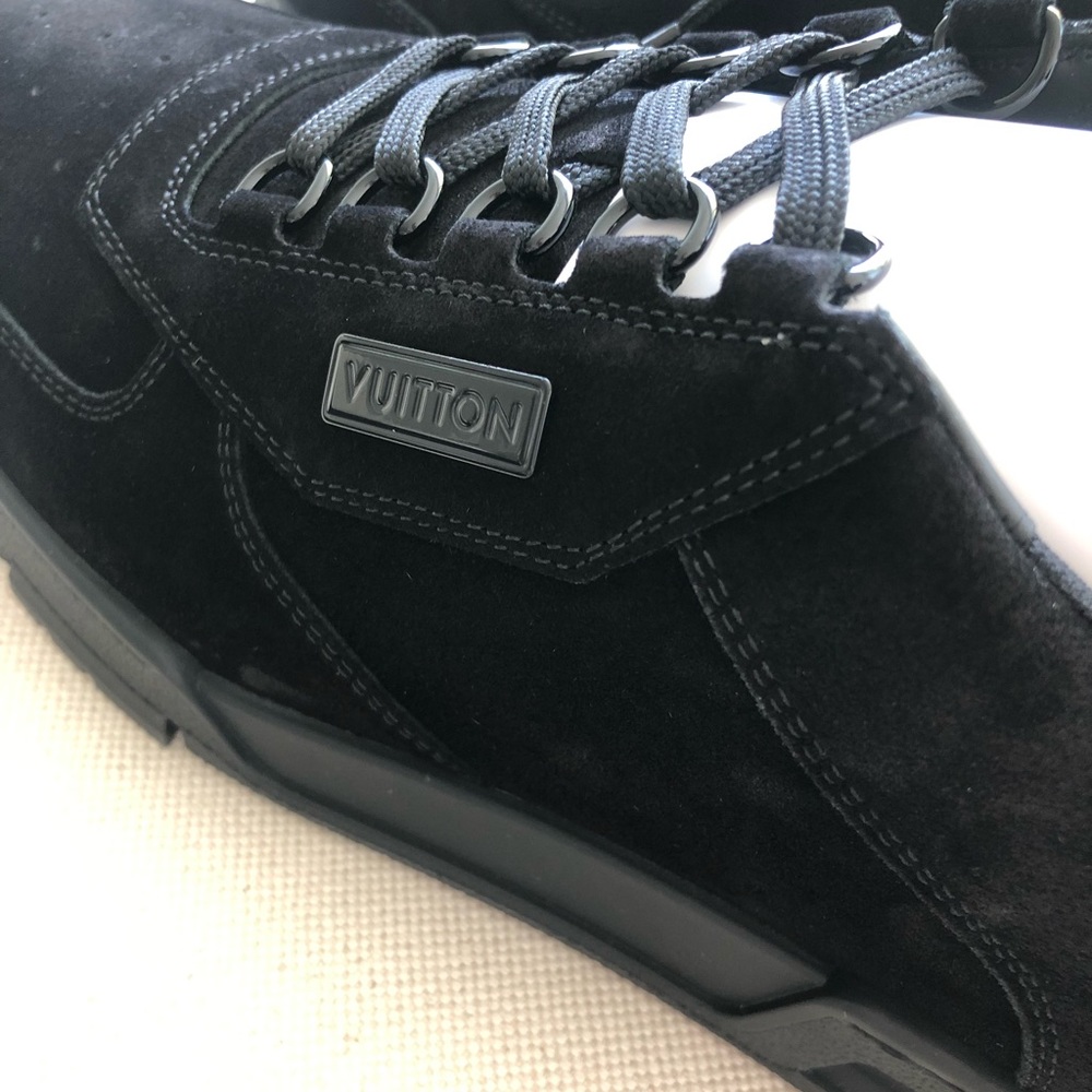 NEW Louis Vuitton Virgil Abloh LV Trainer size 9 - Picture 4 of 4